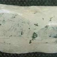 Tourmaline in Quartz Crystal Specimen 139 x 67 x 46mm Aprox. 748g