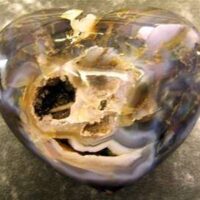 Agate Polished Heart Featuring Dendritic Moss Inclusion. 147 x 125 x 43mm Aprox. 1.110kg